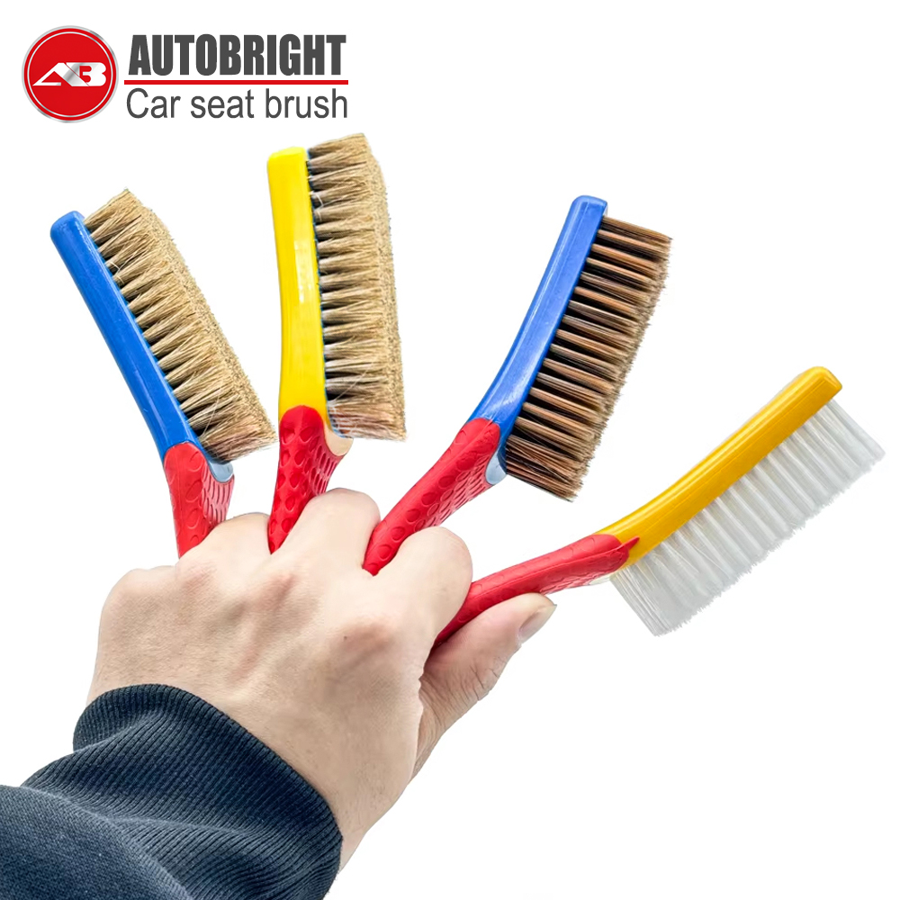AUTOBRIGHT 車用シートクリーニングブラシ、ナイロン - Seat Cleaner Fabric のレビューと価格